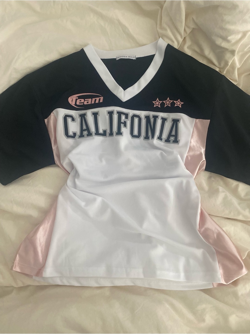 California Team V-Neck Sport Top in White, Black & Light Pink